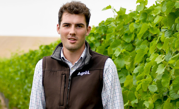 Agrii Vineyard Specialist